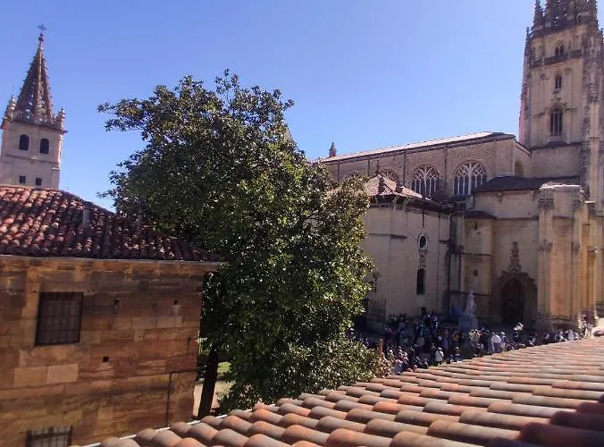 아파트 2 Con Parking